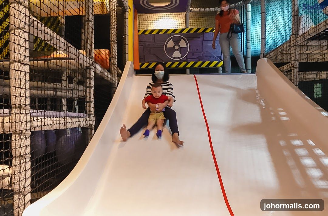 Indoor Playground Slide