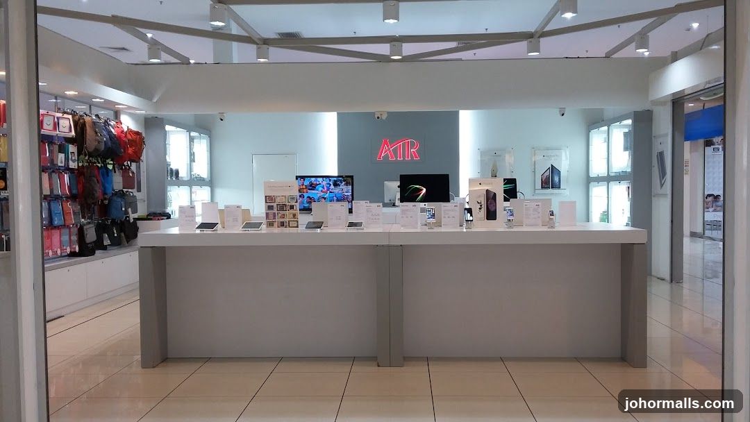 Electronics Store Display