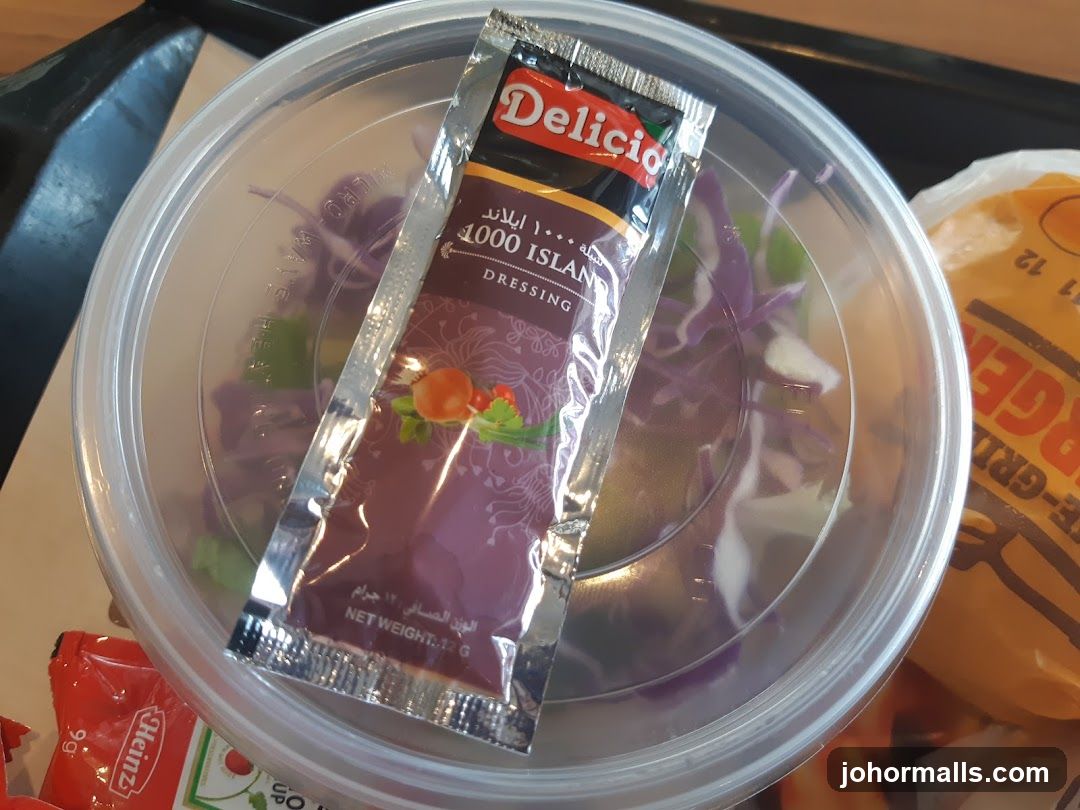 Salad with Dressing Packet