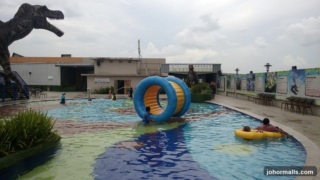 Water Park with Dinosaur Theme