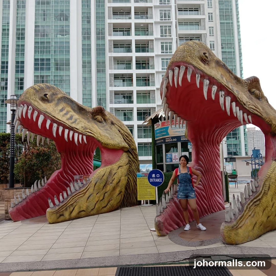 Dinosaur Entrance