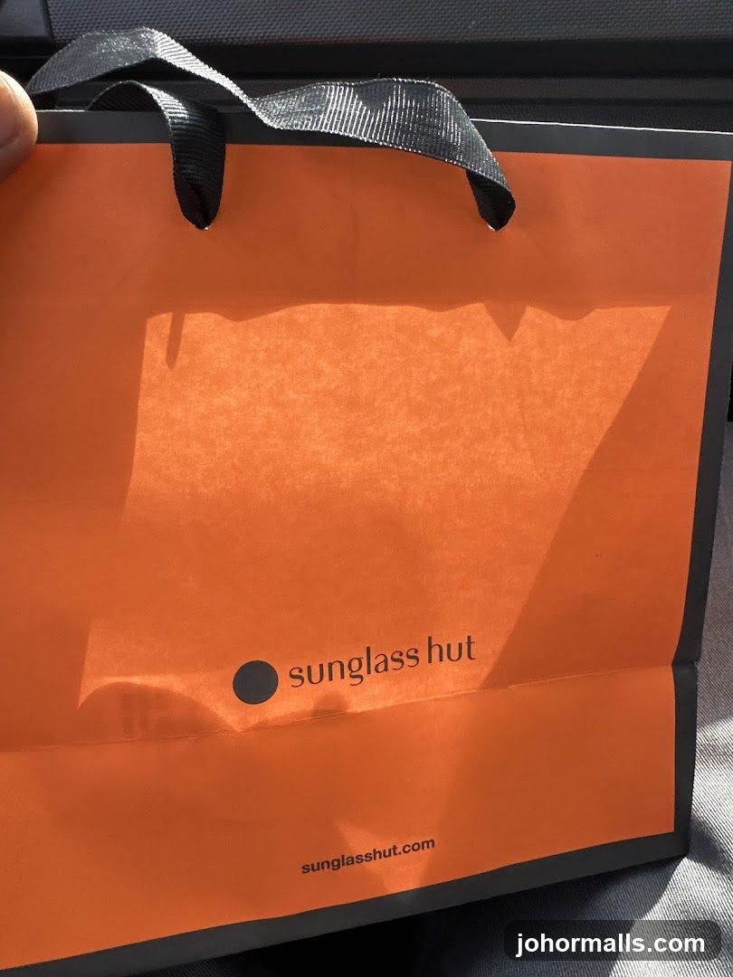 Sunglass Hut Outlet
