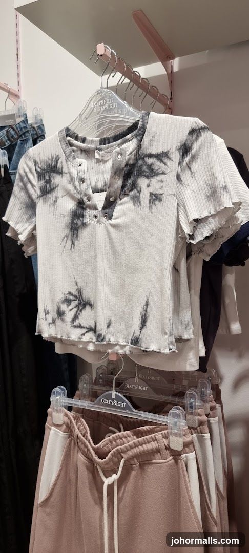Tops and Bottoms Display