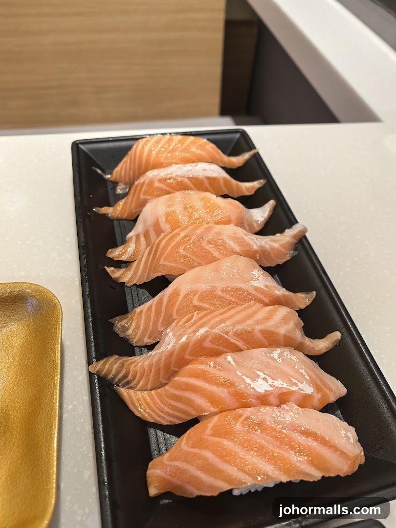 Salmon Nigiri
