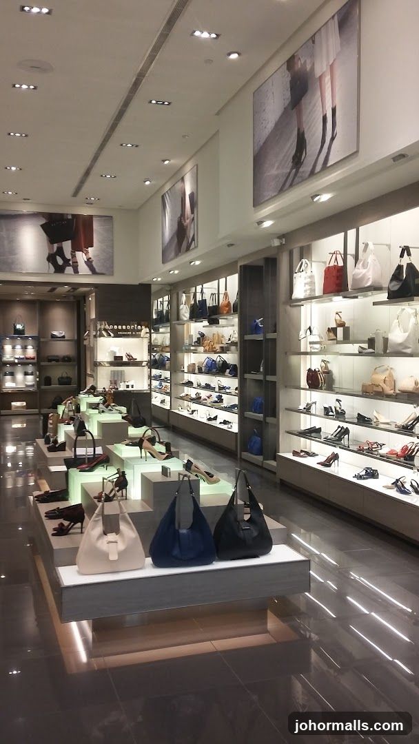 Luxury Handbag and Shoe Store Interior