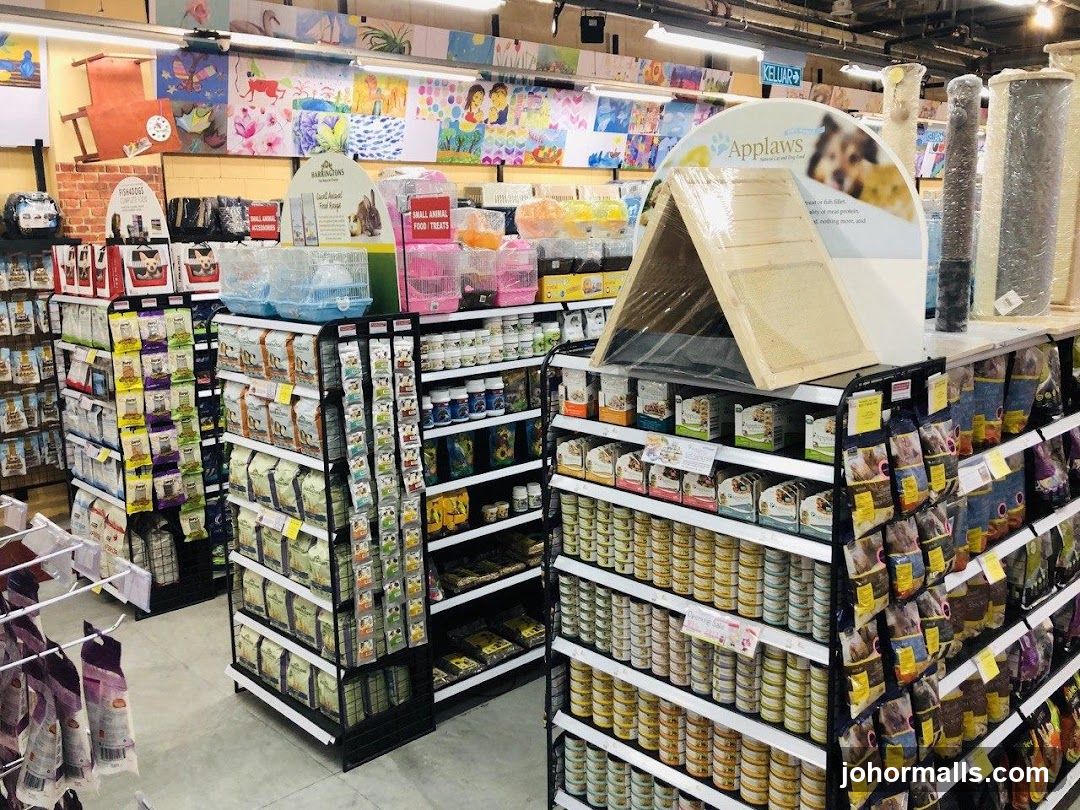 Pet Store Aisles