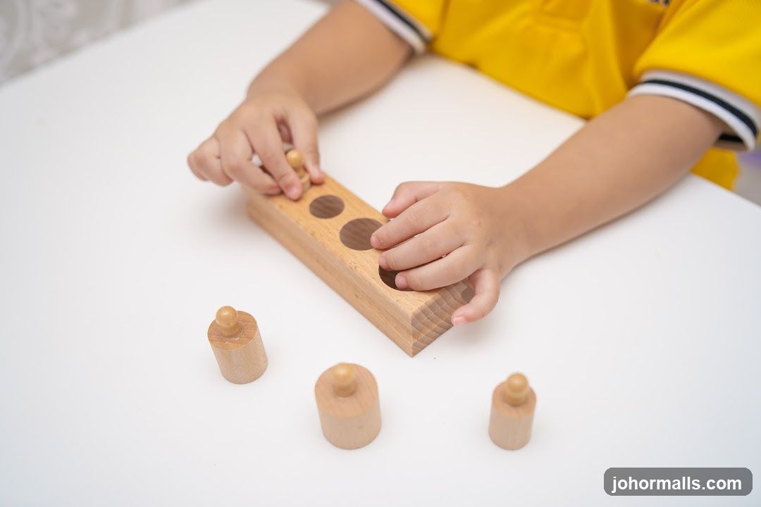 HEY Preschool 幼儿园 (Toppen Tebrau)