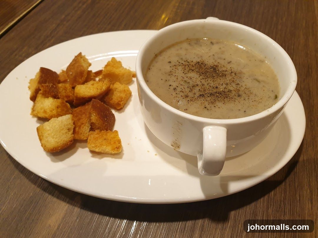 Mushroom Soup with Croutons