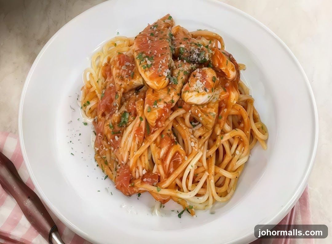 Spaghetti with Salmon and Tomato Sauce