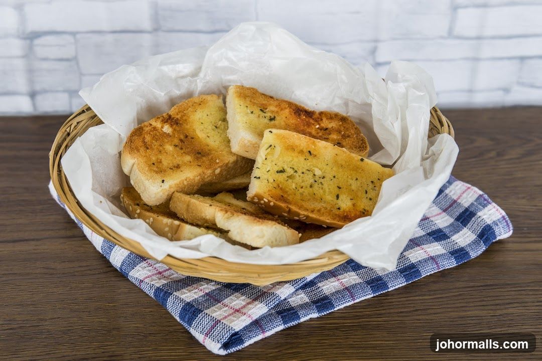 Garlic Bread Slices