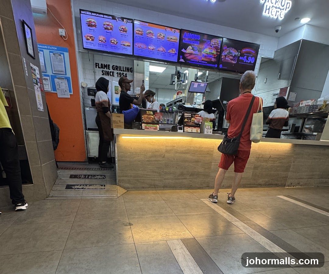 Fast Food Restaurant Counter