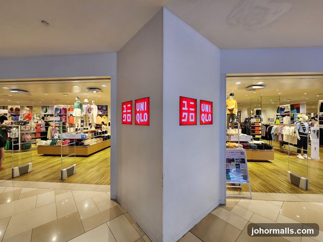 Uniqlo Store Entrance