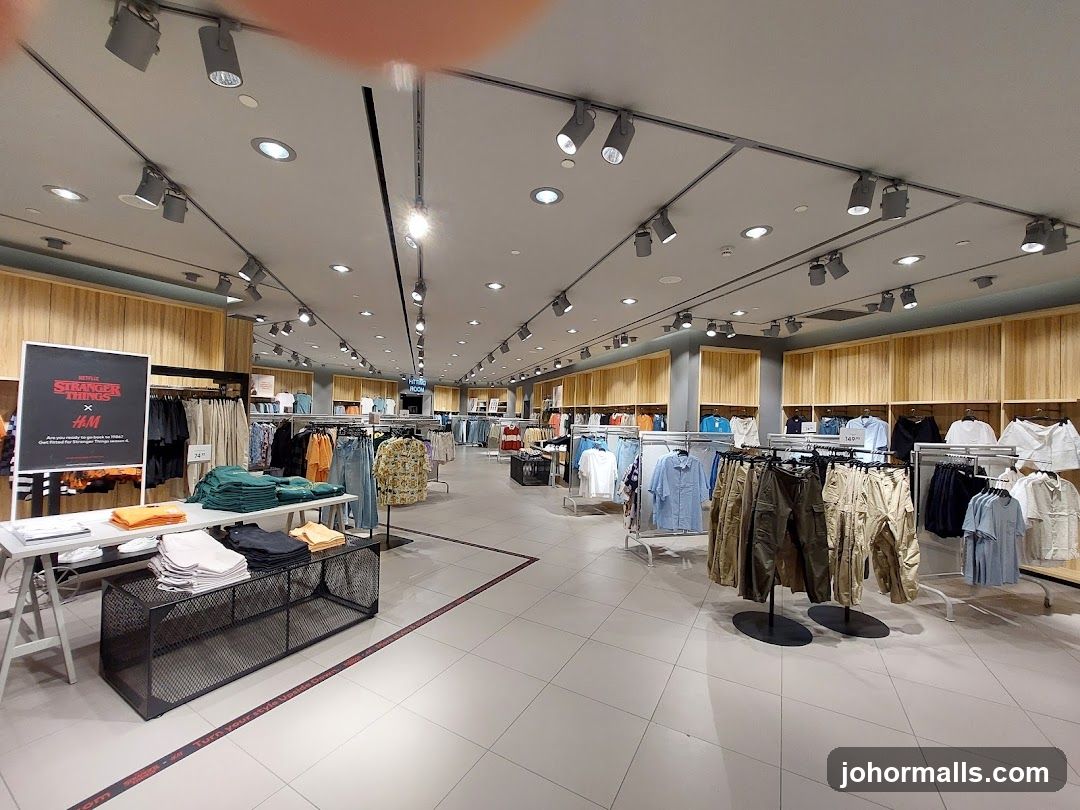 H&M Store Interior
