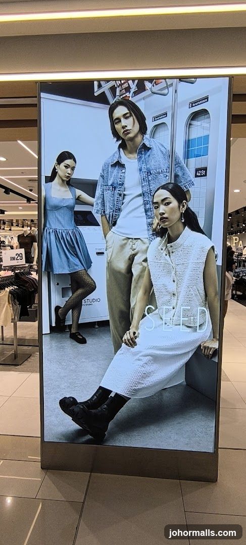 Fashion Advertisement