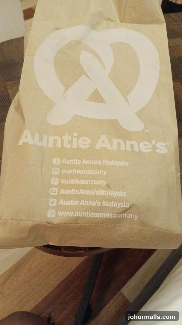 Auntie Anne's Bag