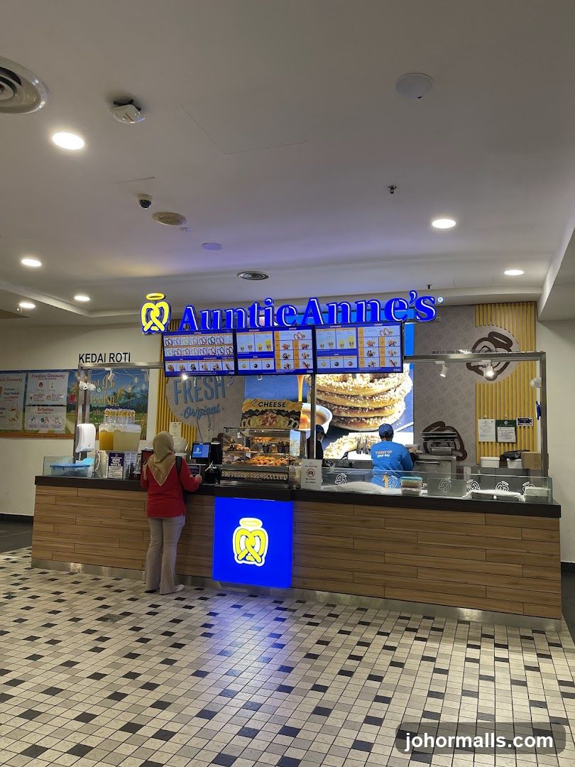 Auntie Anne's City Square