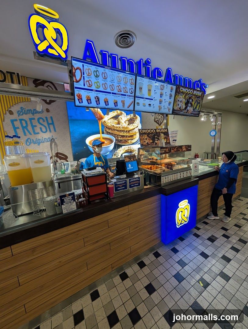 Auntie Anne's Pretzel Stand