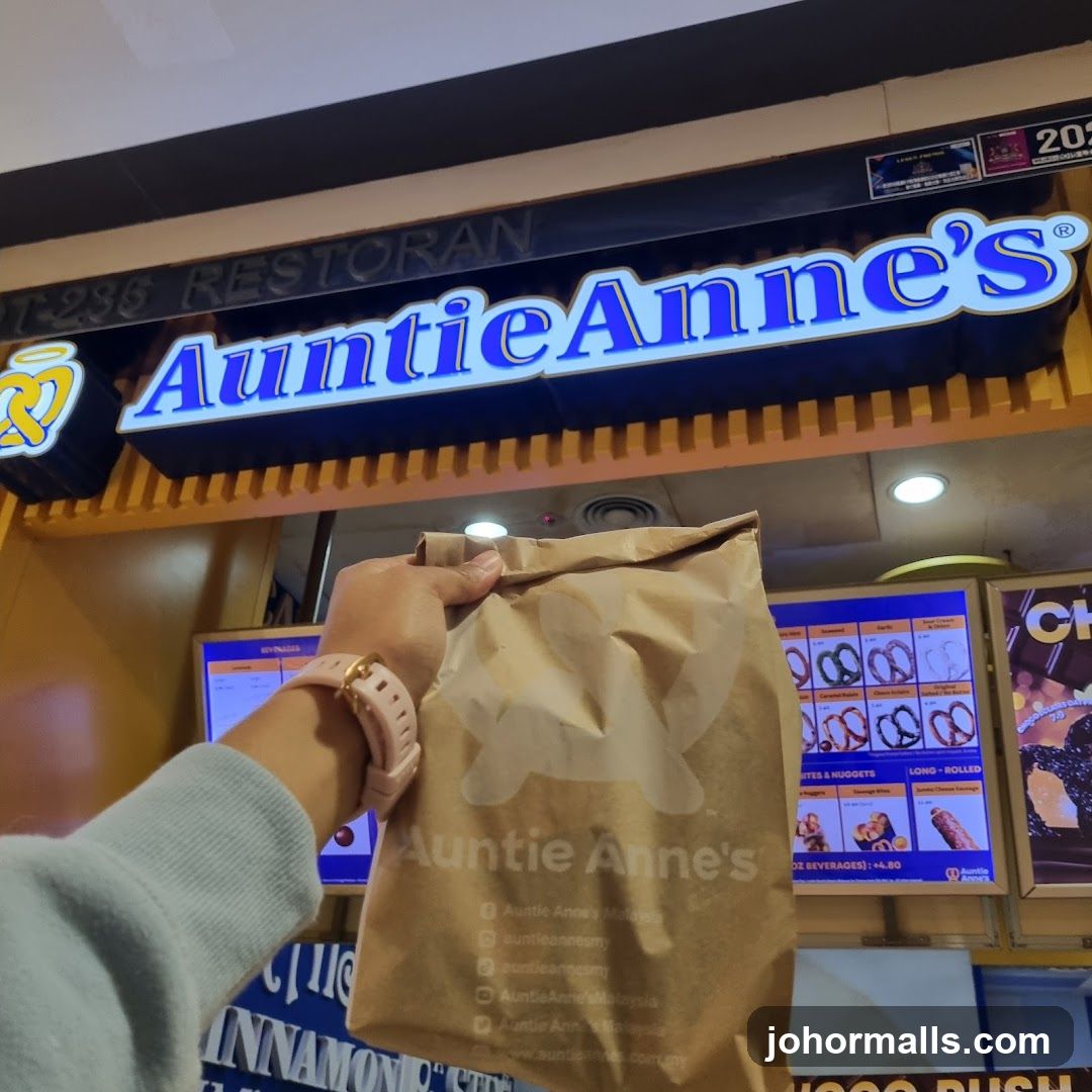Auntie Anne's Bag and Signage