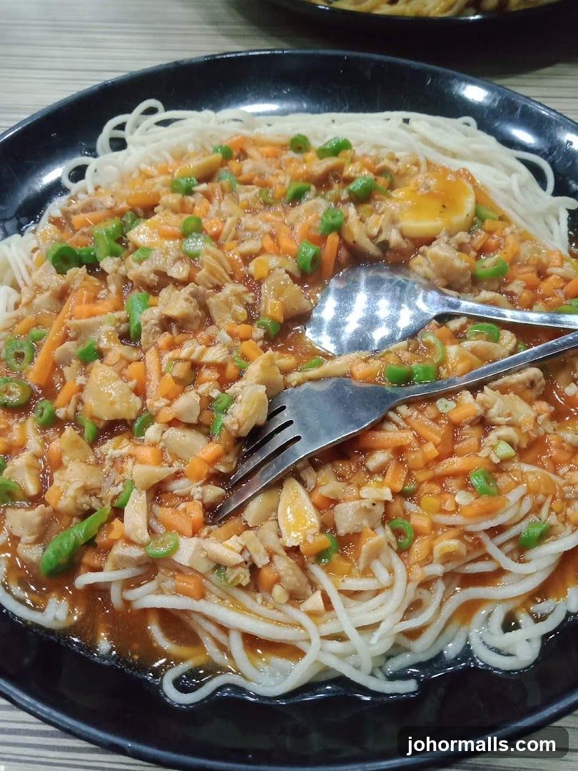 Noodles with Toppings