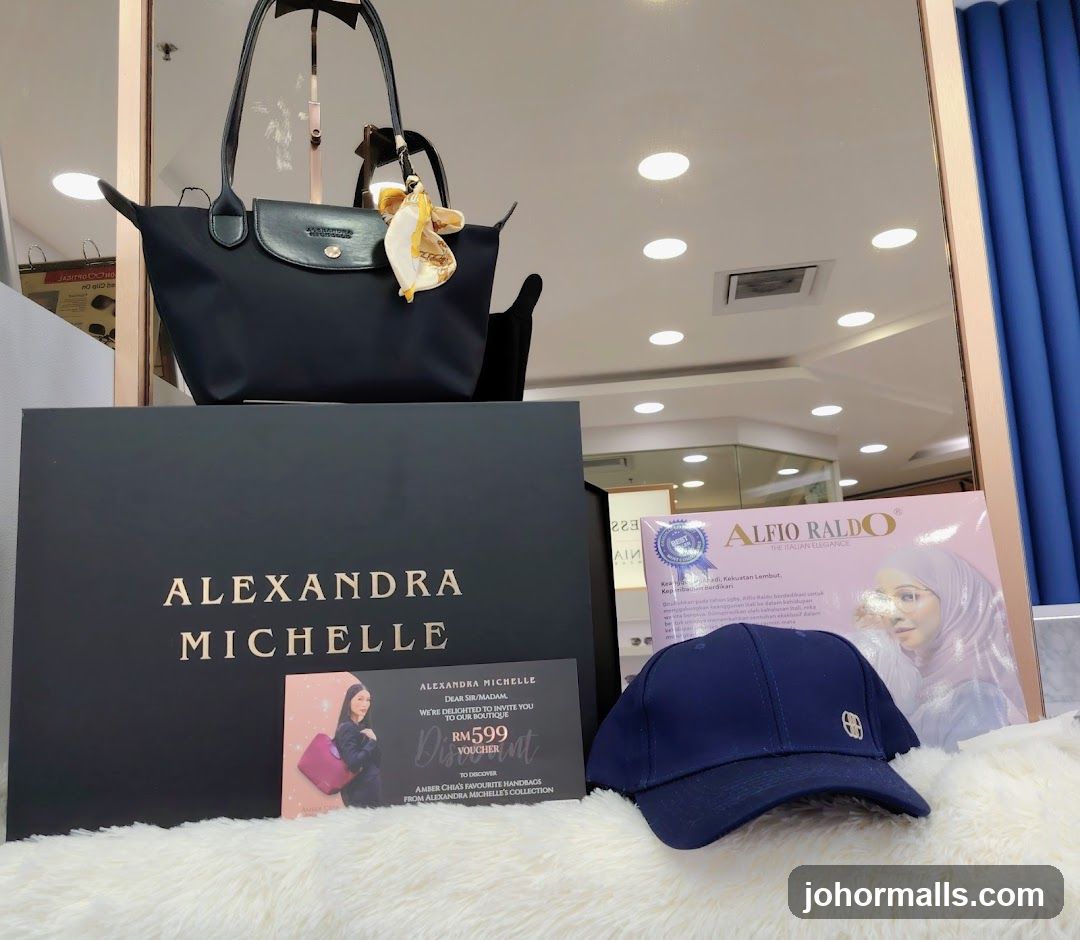 Handbag and accessories display