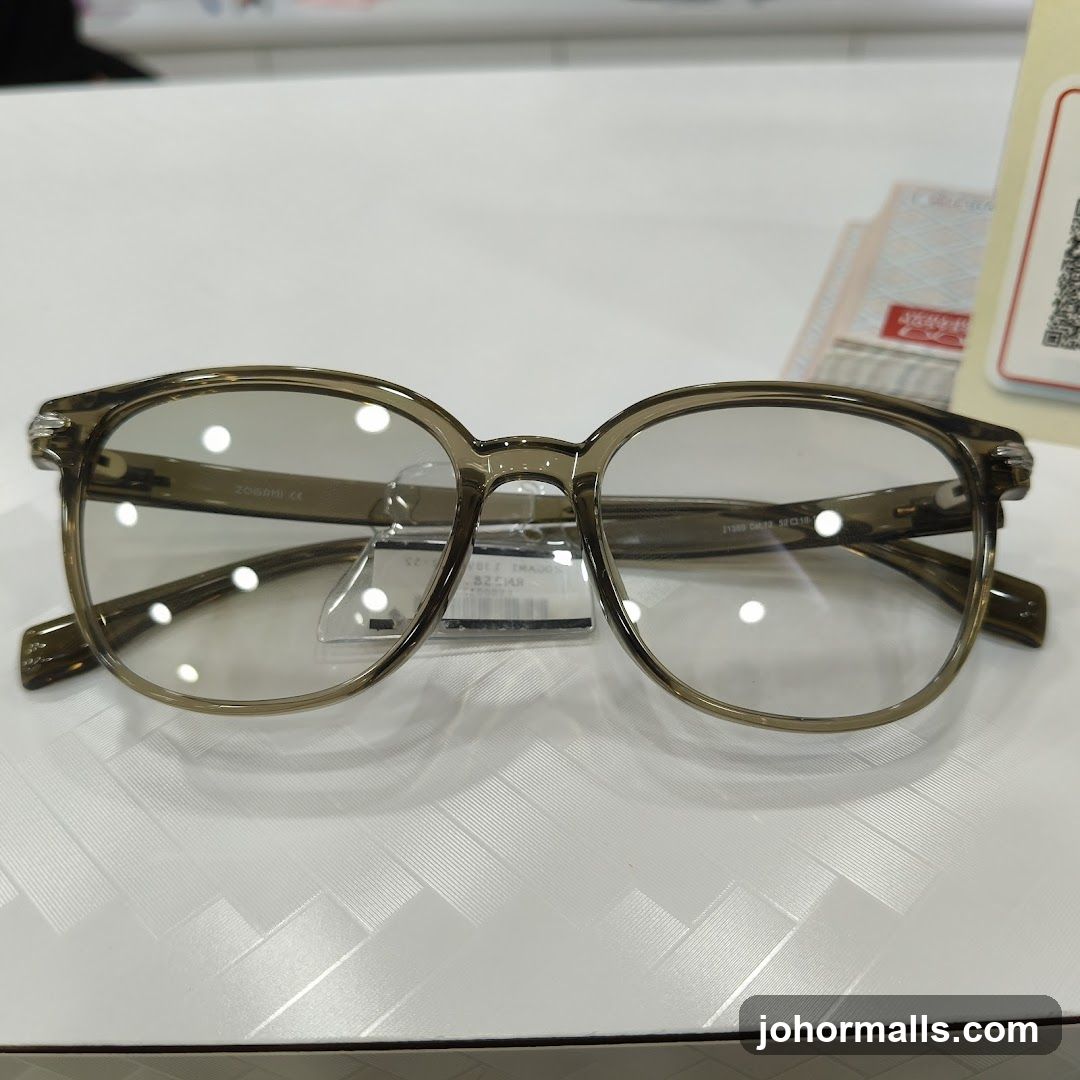Eyeglasses