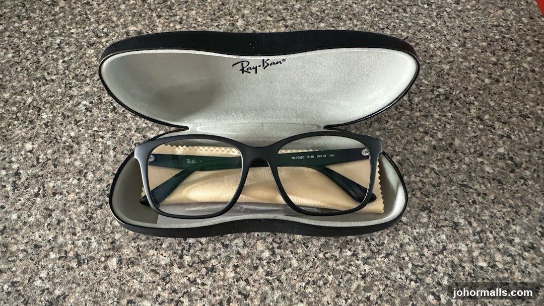 Ray-Ban Eyeglasses in Case