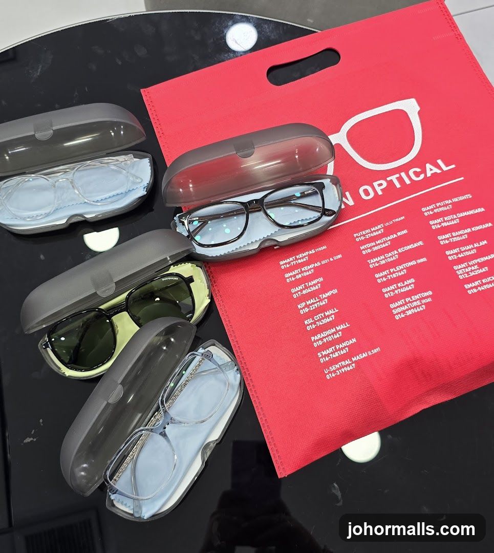 Eyewear Cases and Shopping Bag