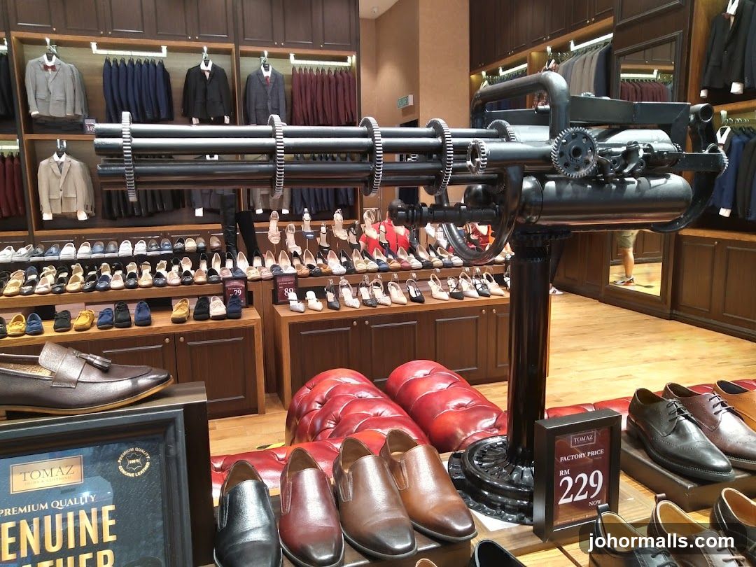 TOMA Z Shoes and Clothing Store Display
