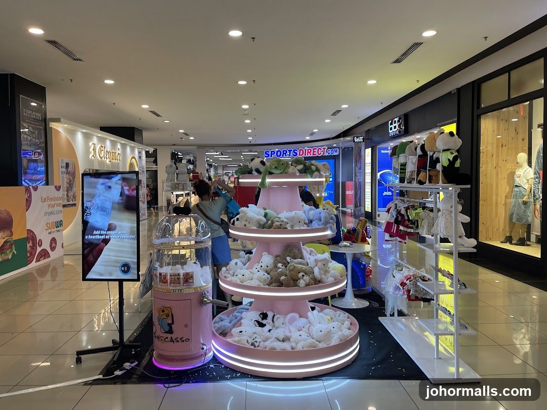 Plush Toy Display and Vending Machine