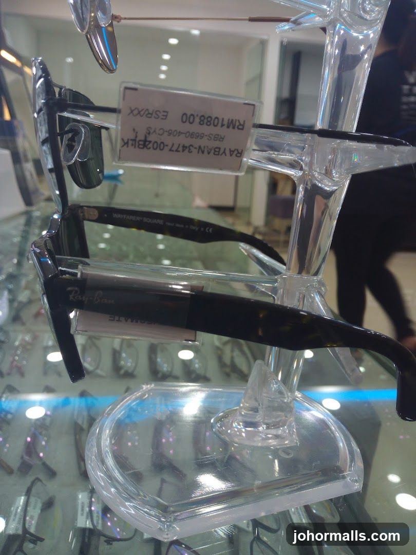 Ray-Ban Sunglasses