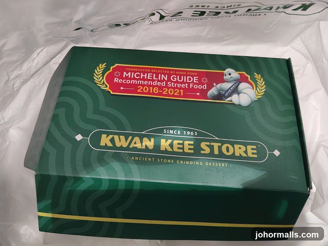 Kwan Kee Store Dessert Box
