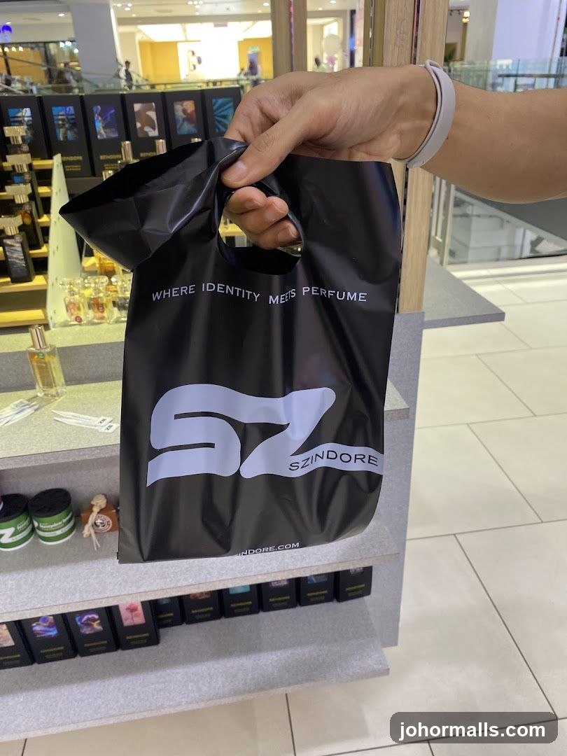 Shopping Bag with Perfume Branding