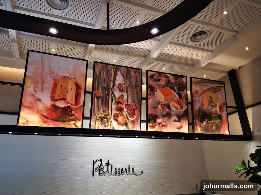 Patisserie Display