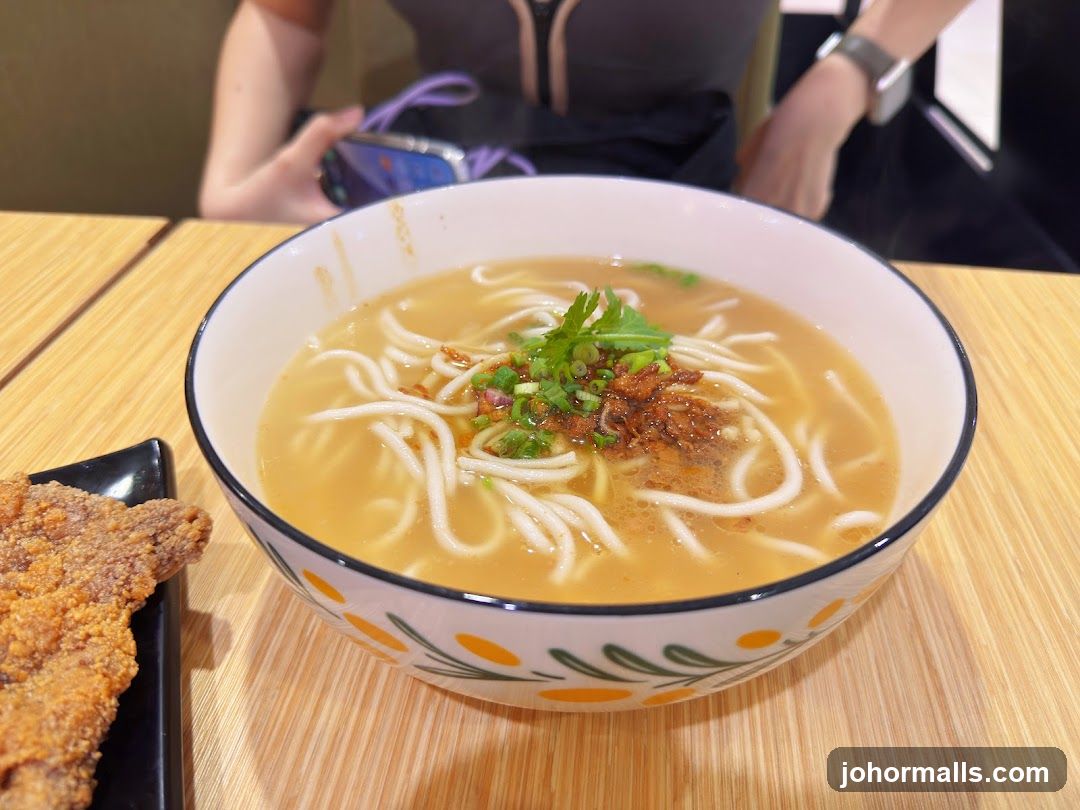 Noodle Soup and Fried Meat