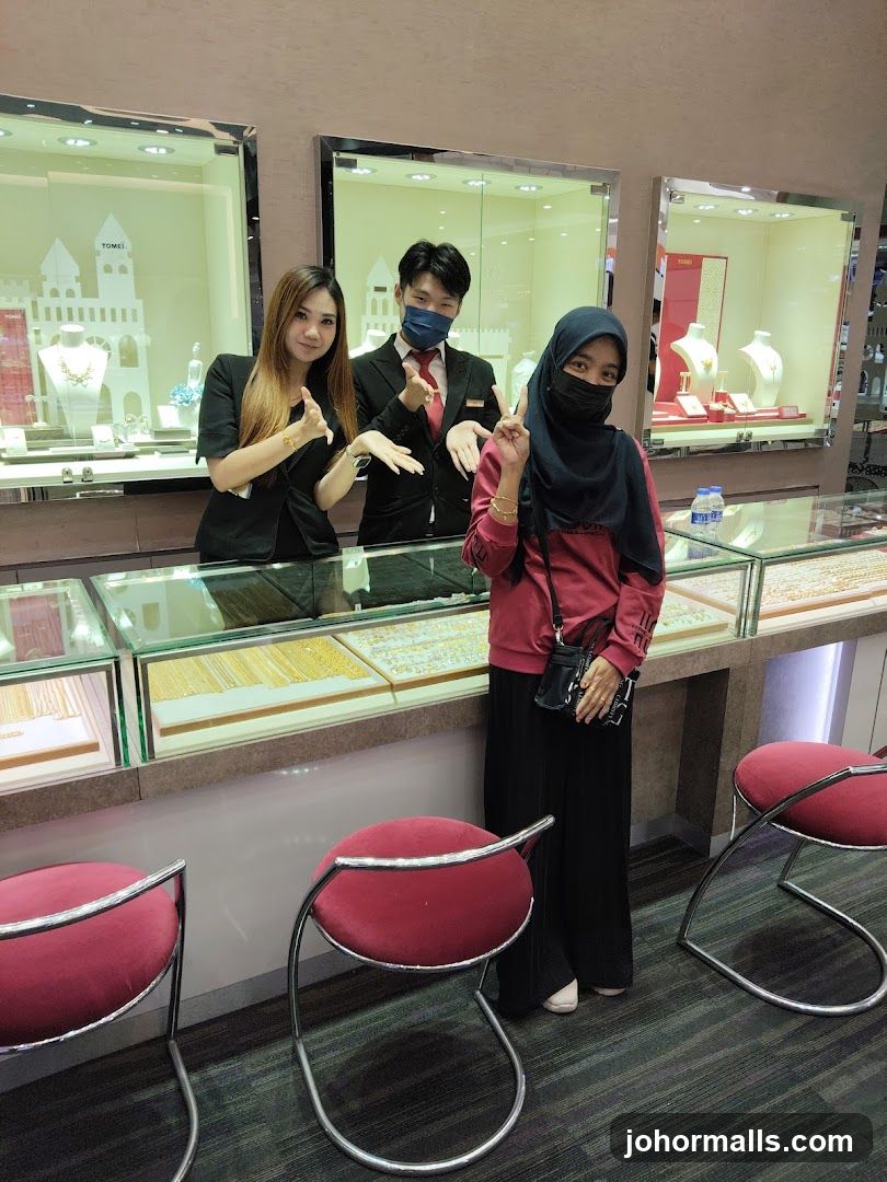 Jewelry Store Staff and Customer