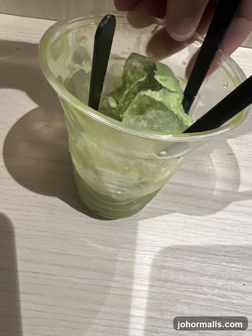Matcha Drink with Ice
