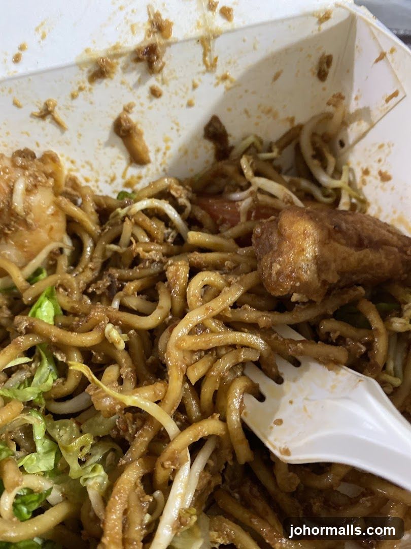 Noodles with Chicken and Vegetables