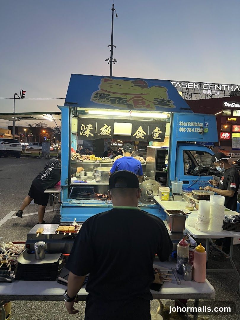 Food truck at dusk