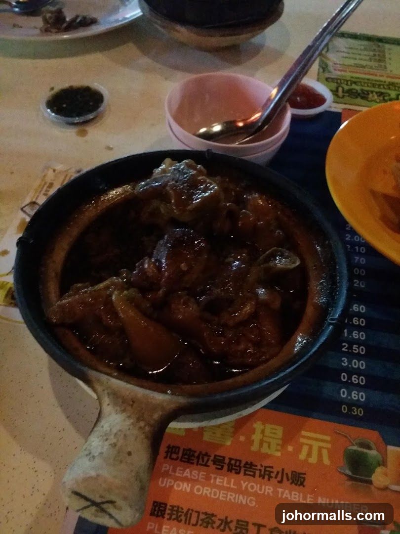 Claypot Dish with Menu