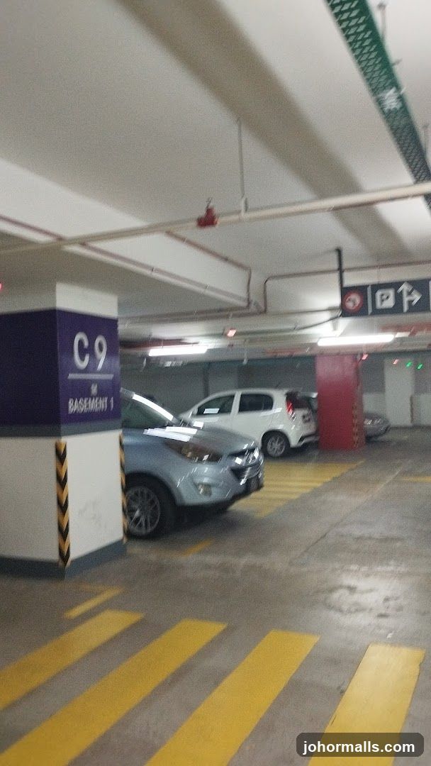 Parking Garage