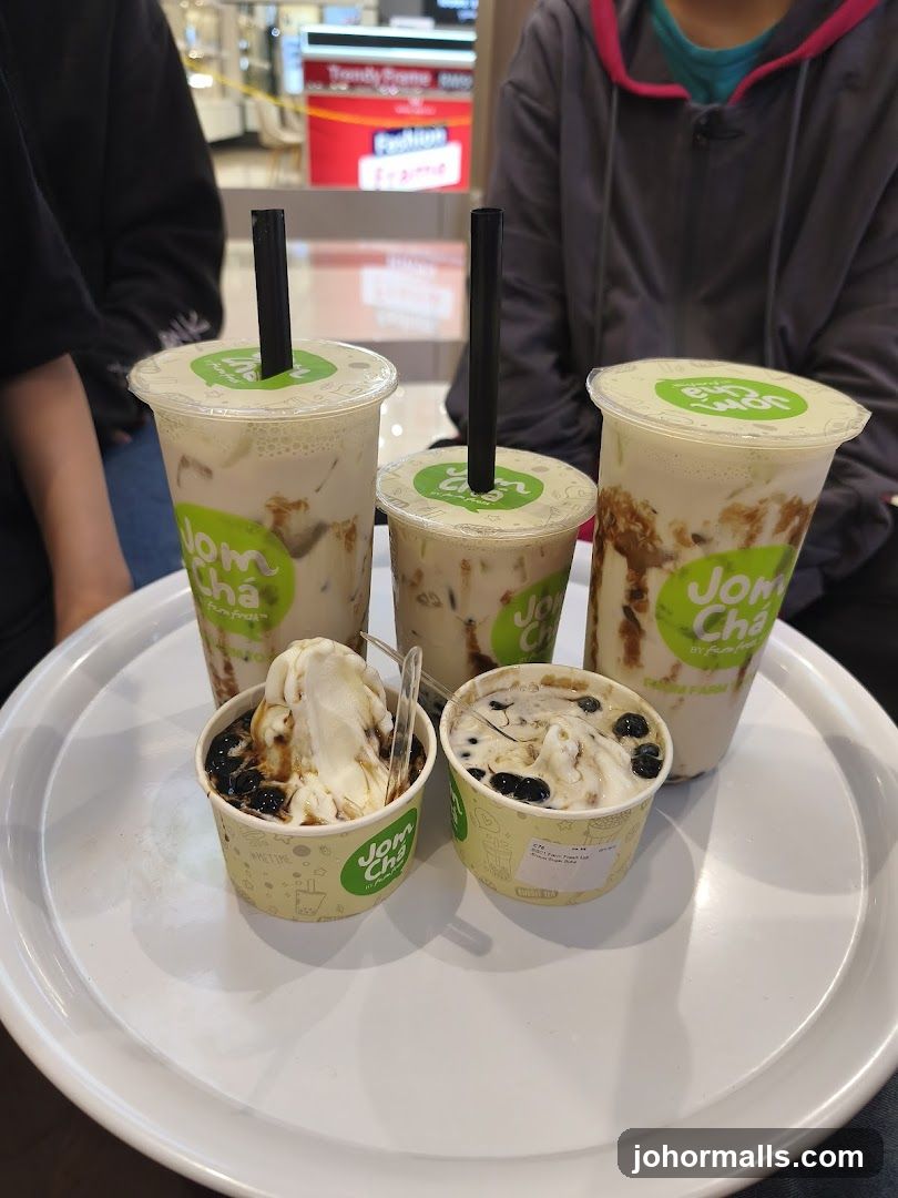 Jom Cha Drinks and Desserts