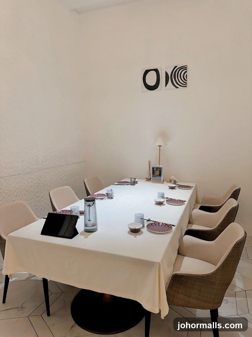 Dining Table Setting