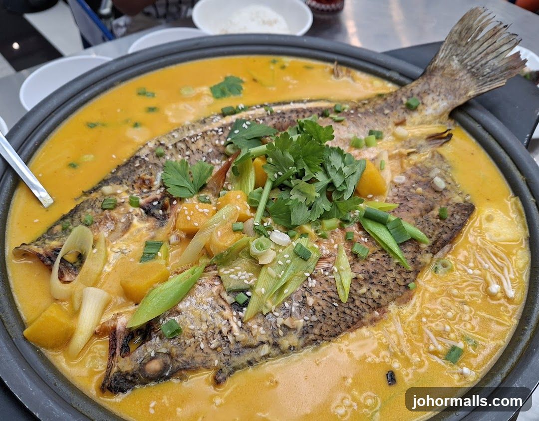 Fish in Curry Sauce