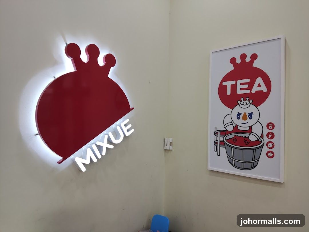Mixue Logo and Advertisement