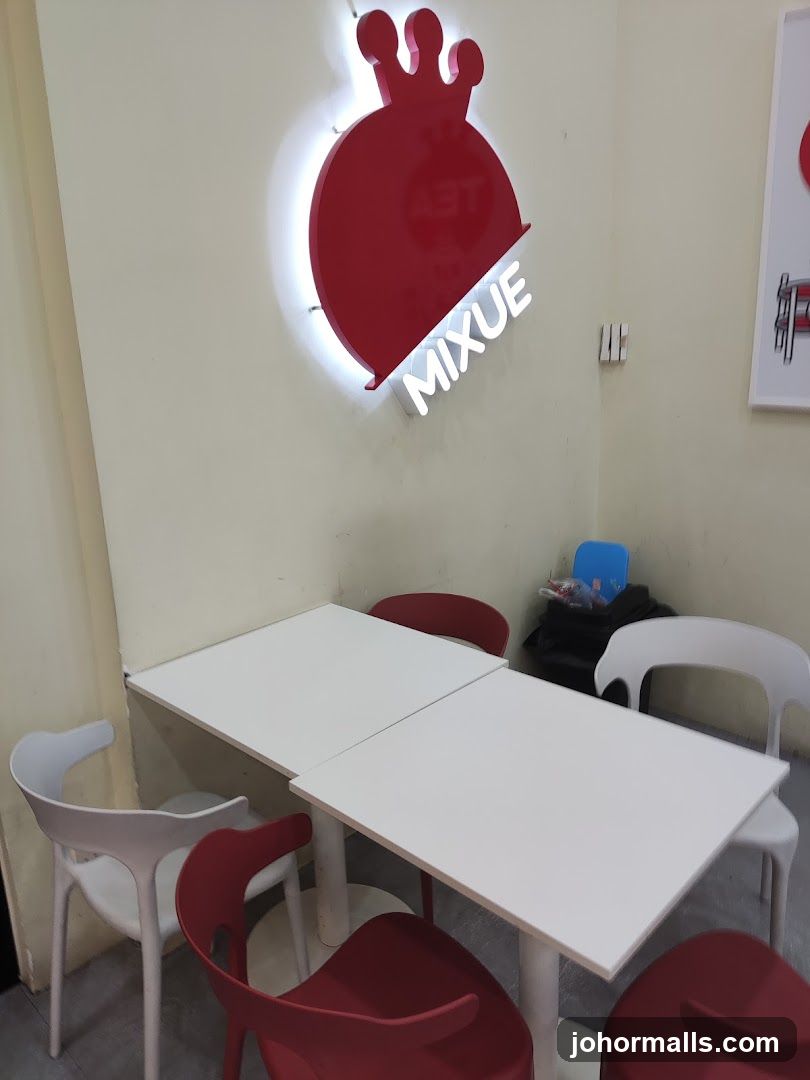 Mixue Interior