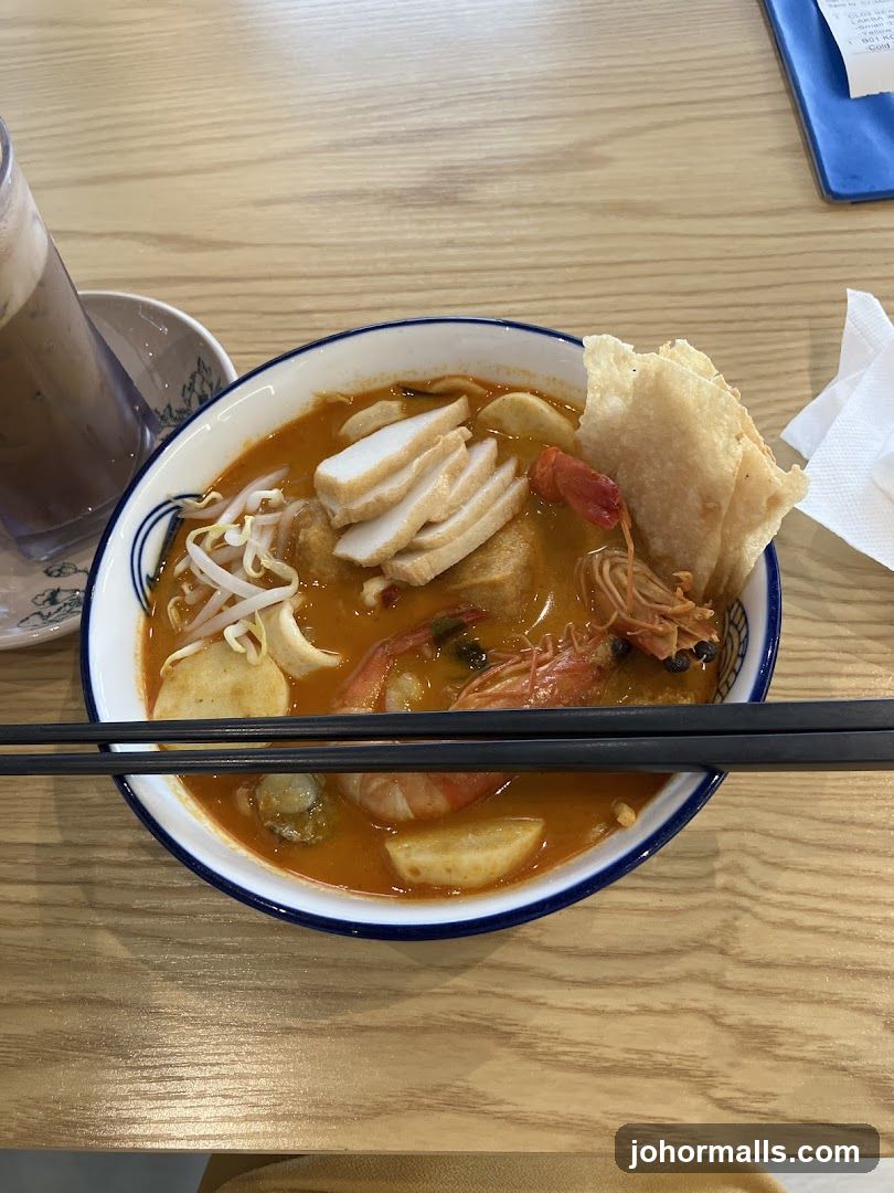 Laksa with Prawns and Fish Slices