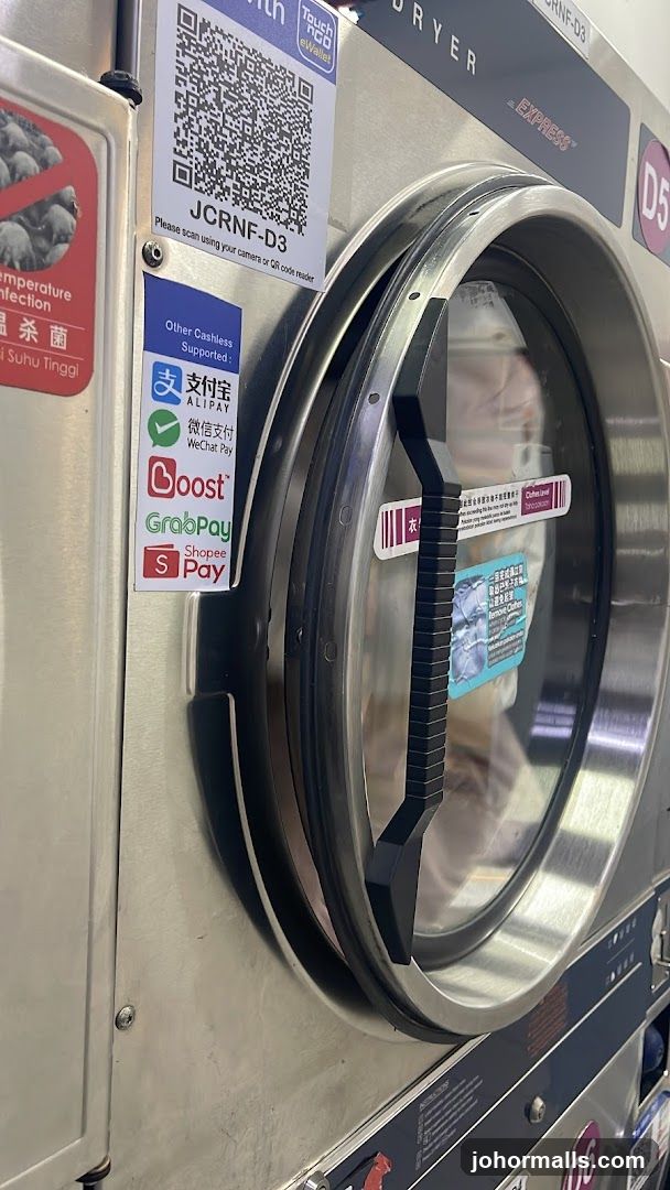 Self-service laundry machine
