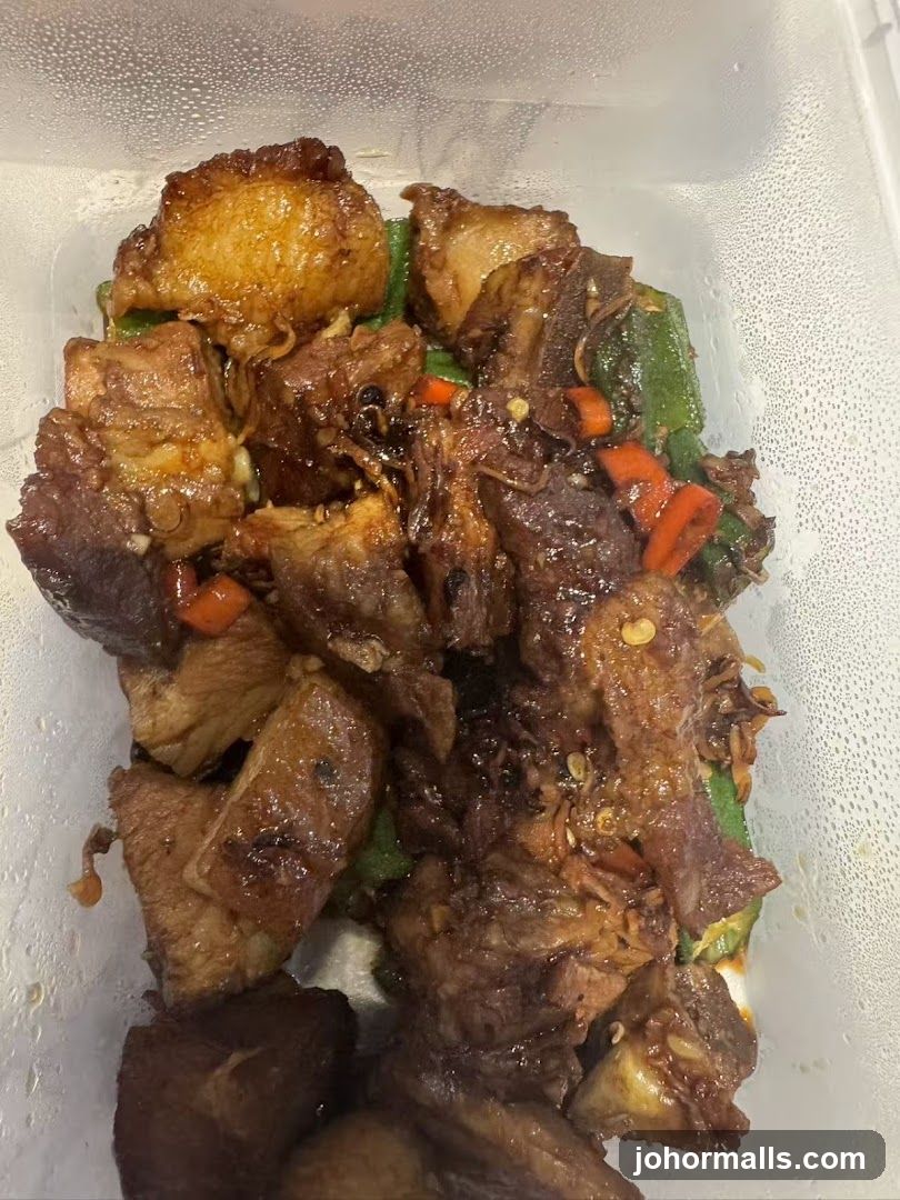 Braised Pork Belly with Okra