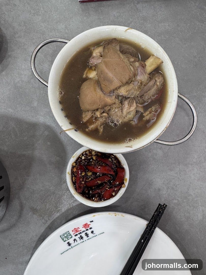 Pork Rib Soup with Chili Dip