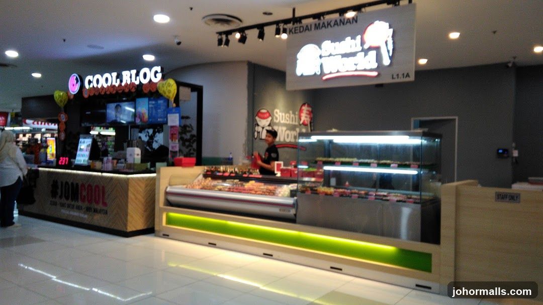 Food stalls in a mall